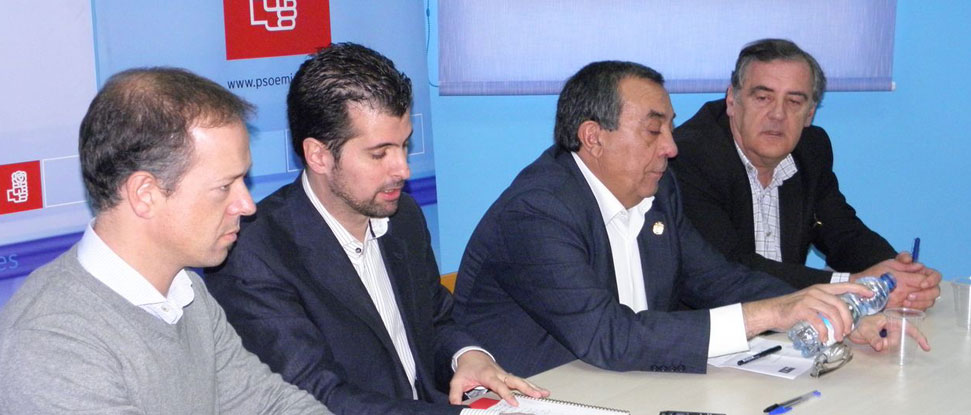 <div>El PSOE de Burgos traslada a Campo su respaldo para que siga trabajando por Miranda</div>