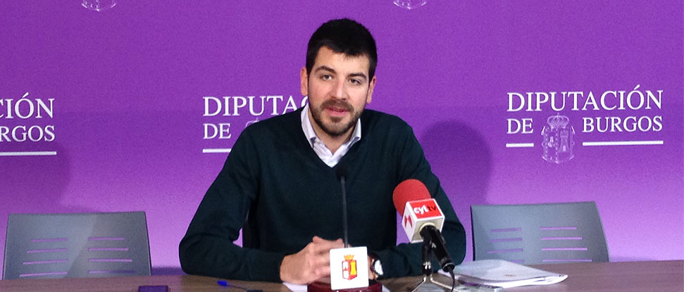 Jurado exige la profesionalizaci&oacute;n de los parques de bomberos de la provincia