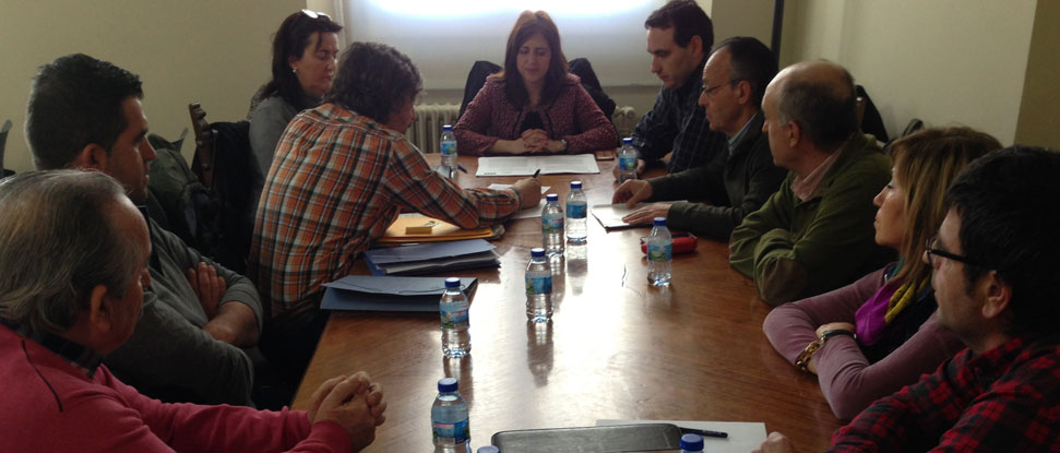 <p><span>Pe&ntilde;a pide a los parlamentarios del PP de Burgos que no se escondan y reciban a la Asociaci&oacute;n &lsquo;Bureba es futuro&rsquo;<strong></strong></span></p>