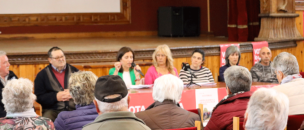 Peña arropa a las candidaturas socialistas de la Sierra, que prometen transparencia y trabajo