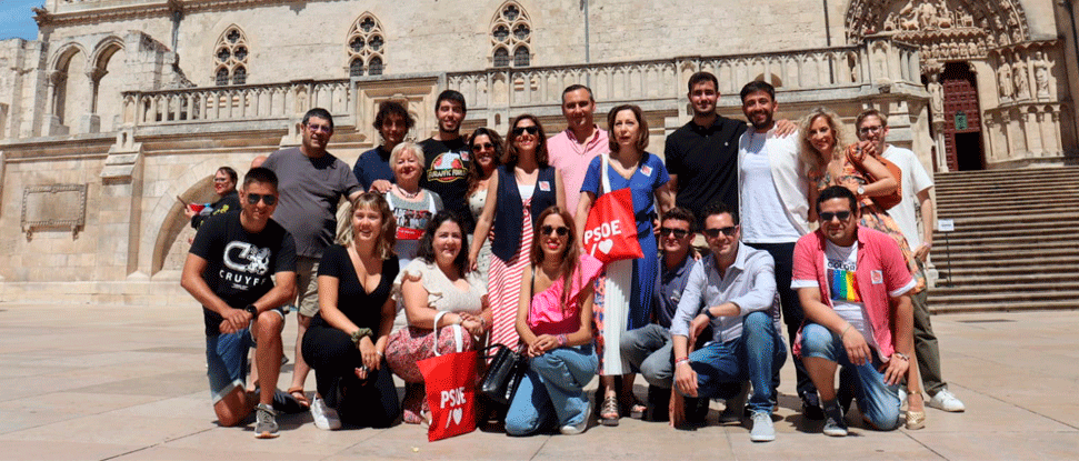 El PSOE llama al voto joven para frenar la llegada de la extrema derecha a al Gobierno&nbsp;