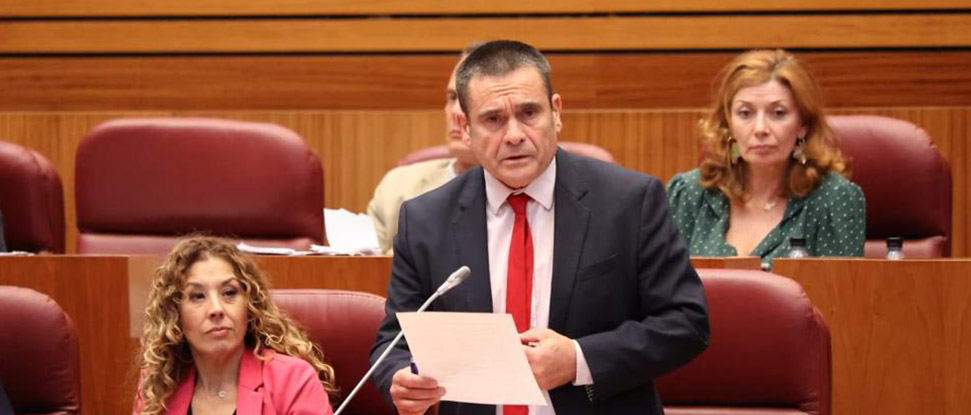 Puente afea a V&aacute;zquez la estrategia de contrataci&oacute;n de m&eacute;dicos sin especialidad en Medicina Familiar&nbsp;