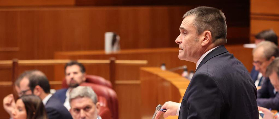 El PSOE pide a la Junta que financie el cincuenta por ciento del proyecto de abastecimiento de agua potable de la Vecindad de Burgos El PSOE pide a la Junta que financie el cincuenta por ciento del proyecto de abastecimiento de agua potable de la Vecindad de Burgos
