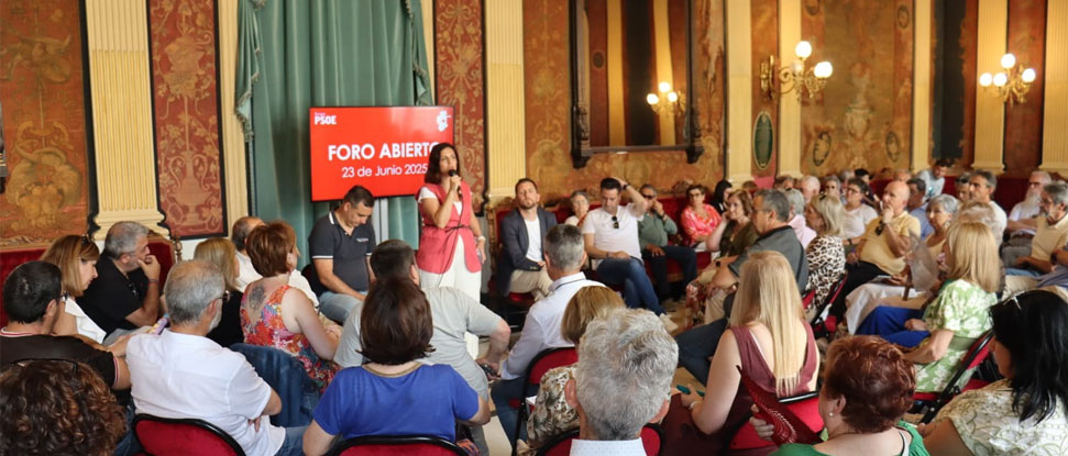 Peña decide salir de la Ejecutiva Federal del PSOE y se volcará en el triunfo socialista en Castilla y León Peña decide salir de la Ejecutiva Federal del PSOE y se volcará en el triunfo socialista en Castilla y León